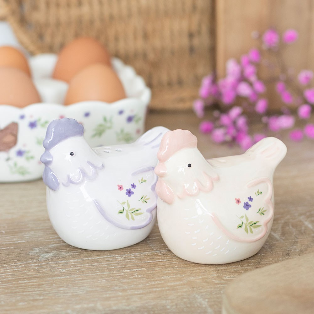 Hen shaped ceramic salt and pepper pots, a cute and functional kitchen accessory