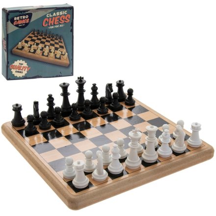 Traditional Wooden Chess Set